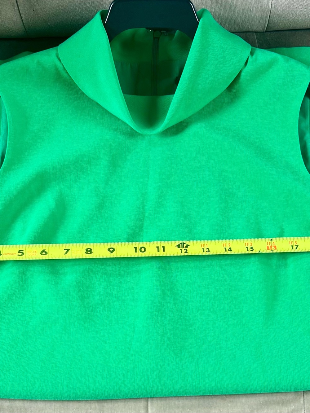 Alex Marie Emerald Green Sleeveless Shift Dress - Picture 7 of 10